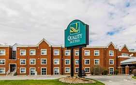 Quality Suites Hotel
